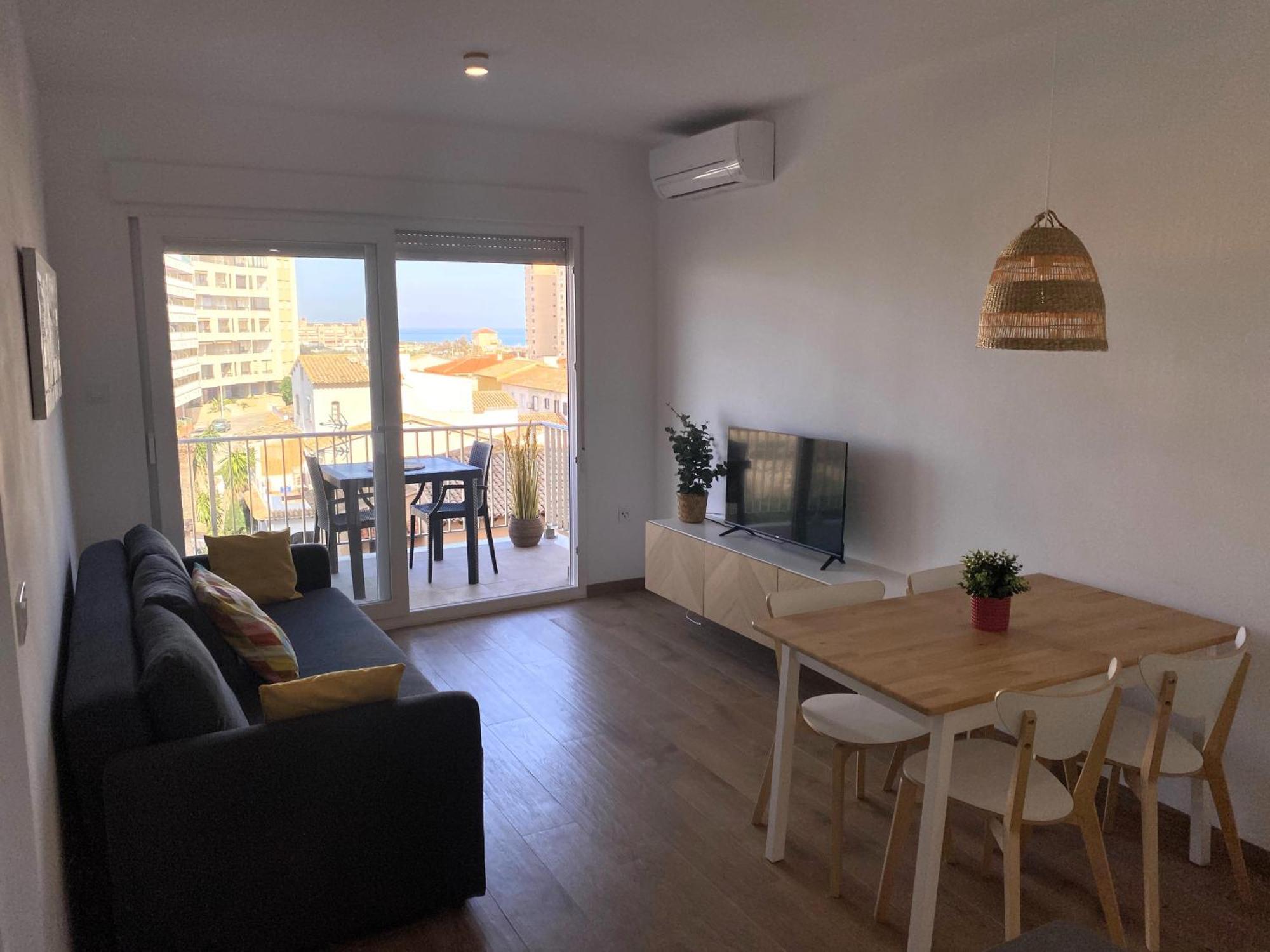 Apartment Renovated And Cozy *