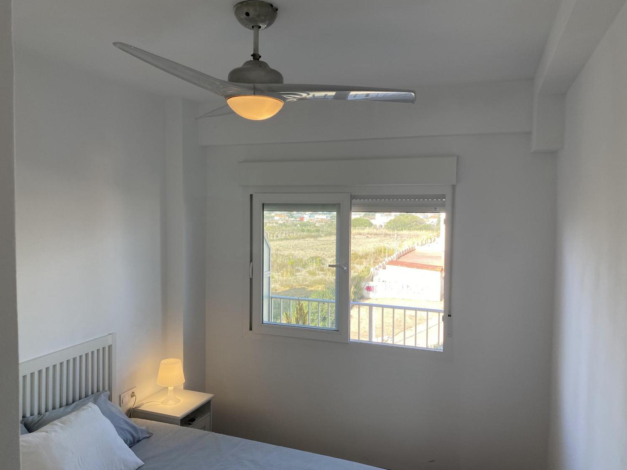 Renovated And Cozy Apartment *
