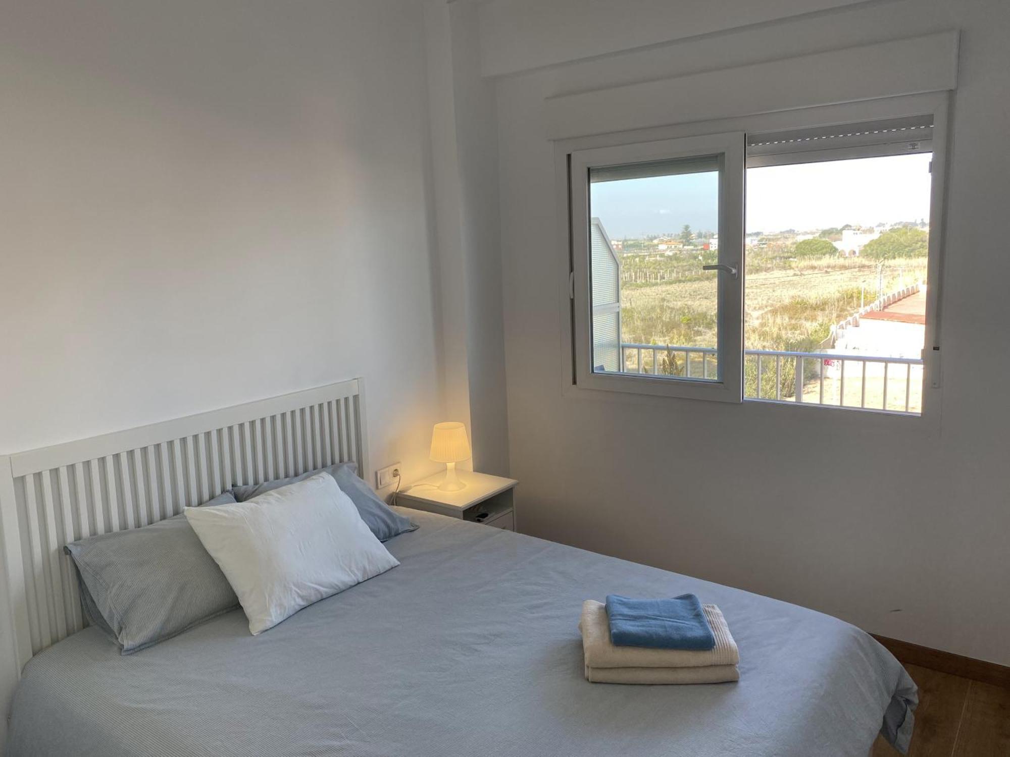 Renovated And Cozy * Mareny Blau
